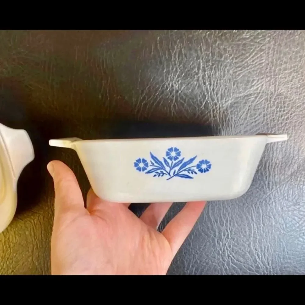 Vintage Corningware Petite Ceramic Dishes‎